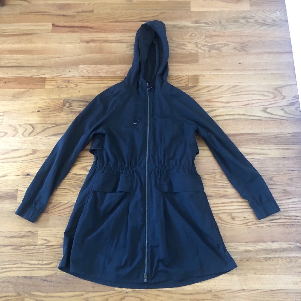 Black Lululemond  Rain Coat Size 4